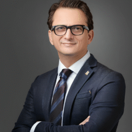 Dr. Arif Hussain